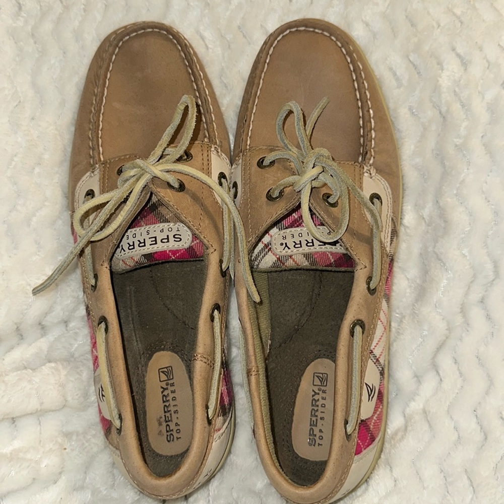 Size 10 Women’s Sperry Topsider Boat Shoes in tan & pink and brown plaid detail
